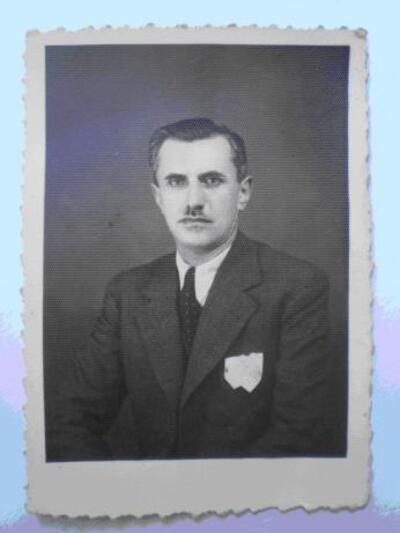 Στη Φωτογραφία είναι ο  Γιώργος Γιωτόπου...