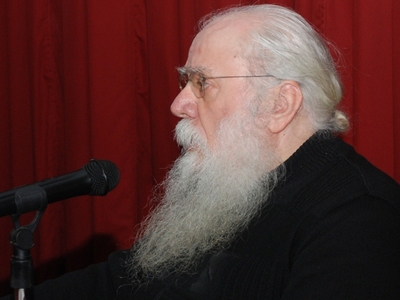 Μιλά τη Δευτέρα ο π. Τιμόθεος Παπασταύρου