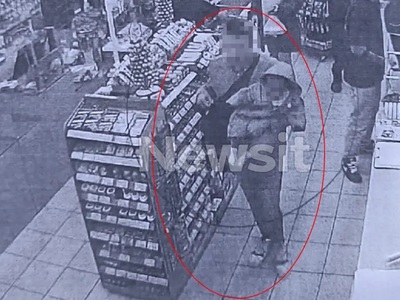 Άλιμος: Ο «προϊστάμενος» των ζητιάνων κα...