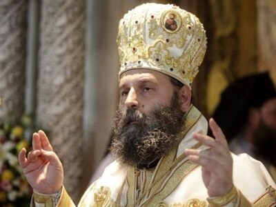 Κορωνοϊός: Ποιος είναι ο Μητροπολίτης πο...