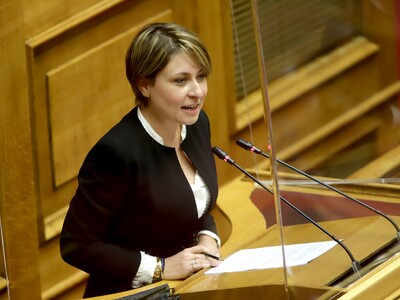 Χρ. Αλεξοπούλου: Στους Υπουργούς το κτιρ...