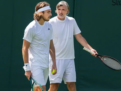 Στέφανος Τσιτσιπάς: Έβαλε τέλος στη συνε...