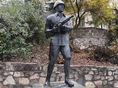 Βασίλειος Τσιαβαλιάρης: Ποιος ήταν ο πρώ...