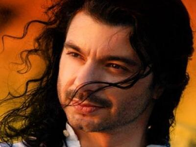 Πάτρα: Ο Μιχάλης Τζουγανάκης ξεσηκώνει α...