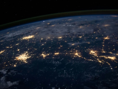 «Η Γη θα χάσει τη βαρύτητά της τον Αύγου...