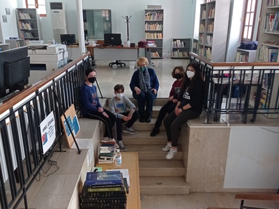 Η λέσχη ανάγνωσης του 2ου Γυμνασίου Αιγί...