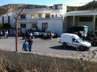  Καταπλακώθηκε από κλαρκ και πέθανε!