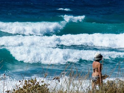 Ο καιρός το τριήμερο: Μελτέμια και ο υδρ...