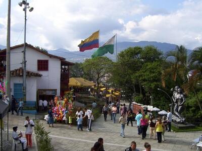 Τραγωδία στην Κολομβία: Τουλάχιστον 17 ν...