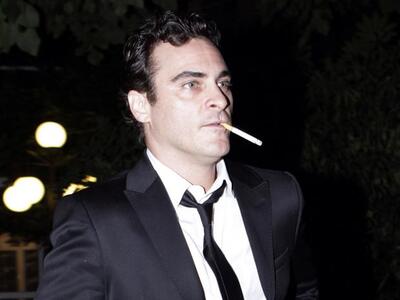 Ο ηθοποιός Χοακίν Φοίνιξ φεύγει από ένα ...