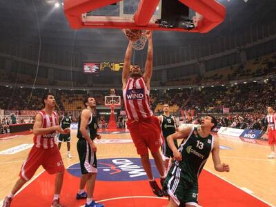 "Ερυθρόλευκο" το ντέρμπι της Α...