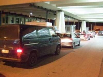 Μεσολόγγι: Εισέβαλε στο Τελωνείο και προ...