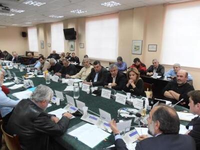 Ανάπτυξη των ορεινών όγκων της Περιφέρει...