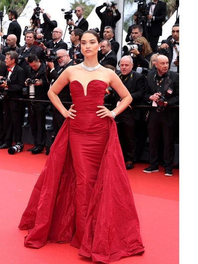 Σανίνα Σάικ με Zuhair Murad