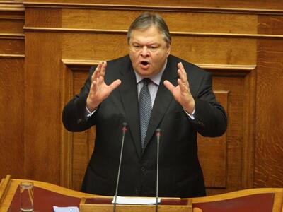 Ο Βενιζέλος ψάχνει επειγόντως 1,5 δισ. γ...