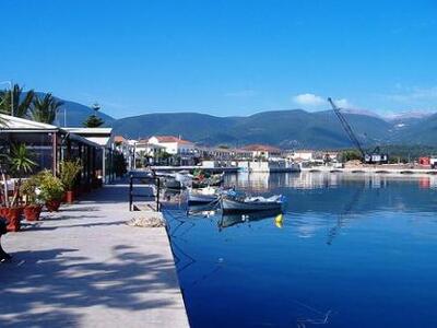 Κεφαλονιά: Η οικιακή βοηθός άρπαξε από 8...