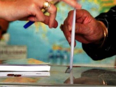 Περιφέρειες: 6-6-1 και διαφορά 3-5% δείχ...