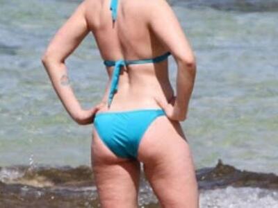 Είναι Τίγκα στη κυτταρίτιδα κι όμως οι ά...