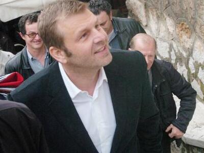 Η απίστευτη απάντηση του Γκλέτσου σε αστ...