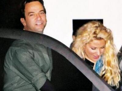 Έγκυος στον τρίτο μήνα η Μενεγάκη!