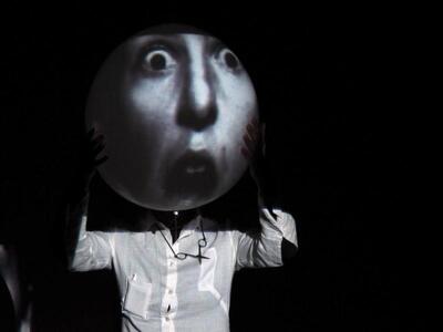 "Dr Maybe Darling" στο Λιθογραφείον