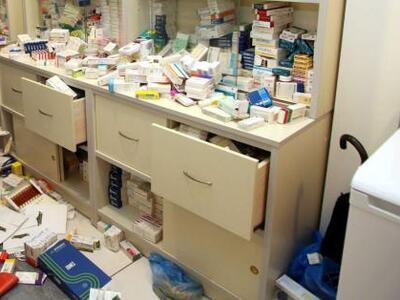 Πάτρα:Δεν άφησαν φάρμακο για φάρμακο! &q...