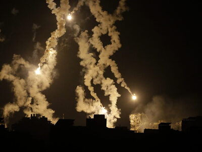 Πλήρως περικυκλωμένη η Γάζα: Το Ισραήλ δ...