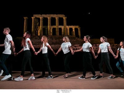 Η αλυσίδα των παιδιών της Ελπίδας