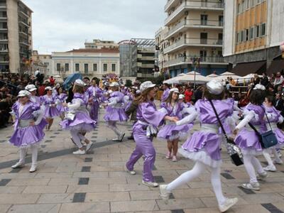Mαθήματα υψηλής καρναβαλικής ποιότητας σ...