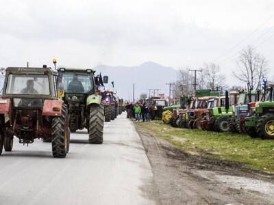 Περισσότερα από 50 τα τρακτέρ περιμένουν...