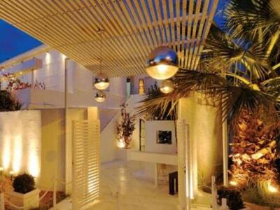 Πάτρα: Το καλοκαίρι θέλει "Ρόδον&qu...