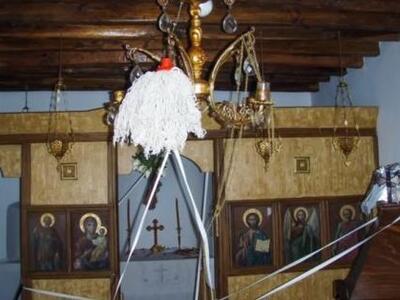 Ερευνες της ΕΛ.ΑΣ. για βεβήλωση ιερού να...