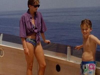 Στο φως αδημοσίευτη φωτογραφία της λαίδης Νταϊάνα