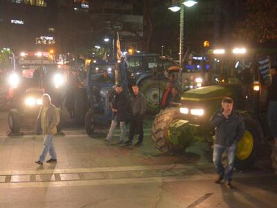 Δυτική Ελλάδα: Συνεχίζουν τους αποκλεισμ...