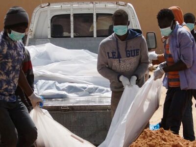 Λιβύη: Εντοπίστηκε μαζικός τάφος με 75 π...