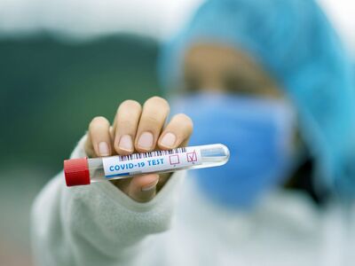 Ανατροπή από Γκάγκα: Οι εμβολιασμένοι δε...