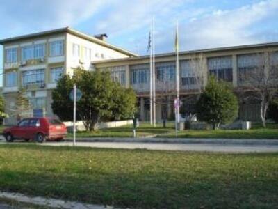 Πάτρα: Εκκενώνεται και το Πανεπιστήμιο Πατρών 