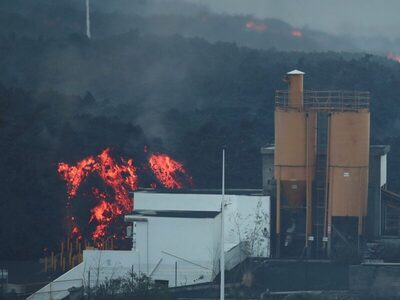 Ηφαίστειο Λα Πάλμα: Η λάβα «κατάπιε» εργ...