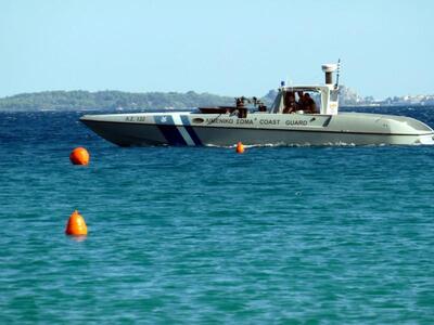 Ακυβέρνητο σκάφος στο Γύθειο με δύο επιβαίνοντες