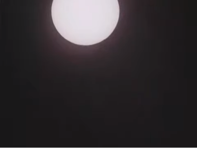 Πανσέληνος κι έκλειψη σελήνης με τον φακ...