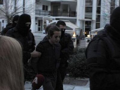 Πατέρας Μπουρζούκου για αστυνομικούς: &q...