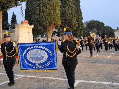 Απόψε στον Πλάτανο και το πρωί της Παρασ...