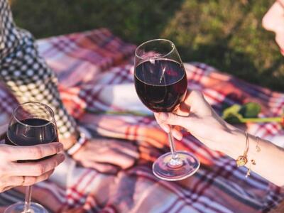 1 στους 10 Έλληνες υπήρξαν σε όχημα με ο...