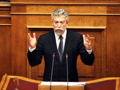 Σταύρος Κοντονής