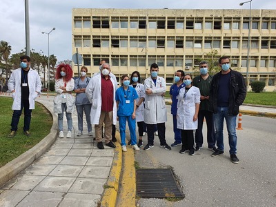 Πάτρα: "Στα κάγκελα" για τις μ...