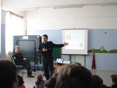  «Η Αστυνομία δίπλα στον άνθρωπο» - Πάνω...