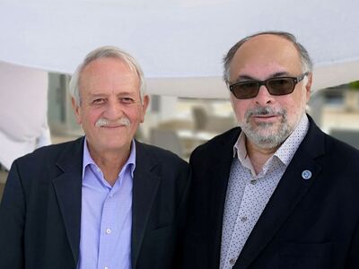 Ο Μιχάλης Κουράτος  με το  Νίκο Τζανάκο