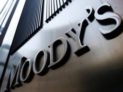 Ο οίκος Moody’s αναβάθμισε διπλά την Ελλάδα