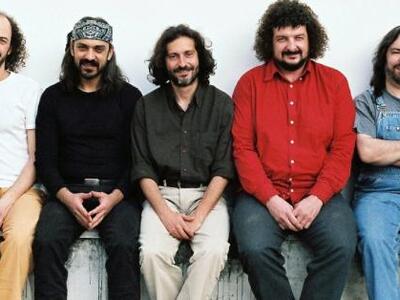 Έρχονται οι Χαίνηδες για μία live εμφάνι...