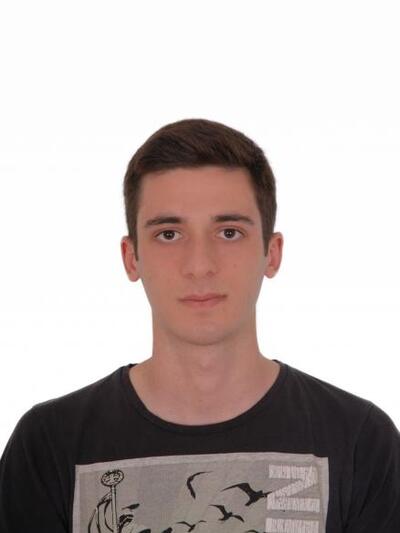 Στη φωτ. ο Αντώνης Διαμαντόπουλος.